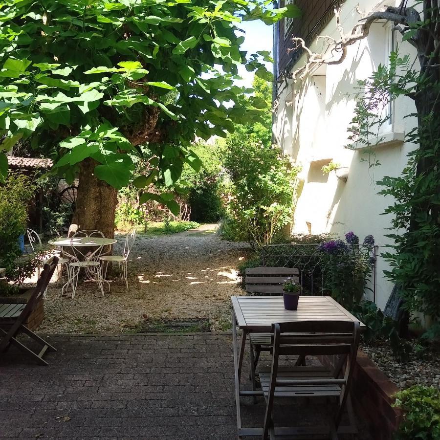 Bed and Breakfast Les Charmilles Saint-Jean-de-Losne Zewnętrze zdjęcie